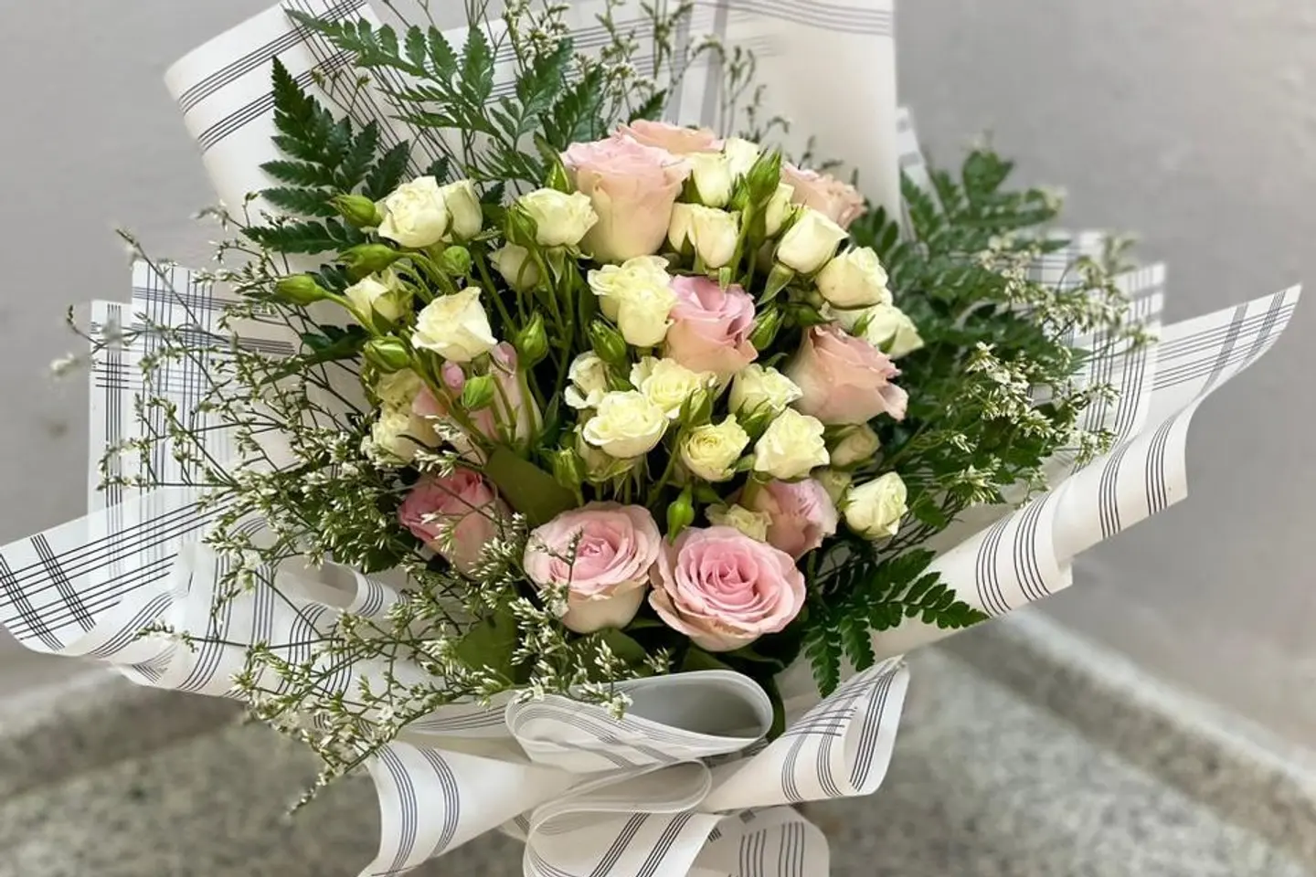 وردة و شتلة ٠٠٠٩٠