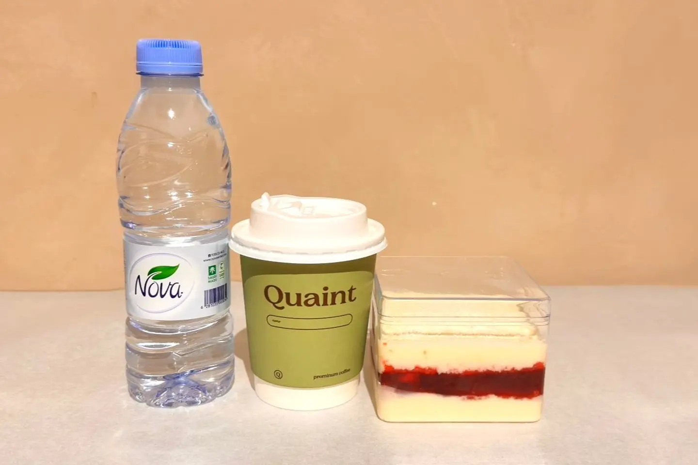 كامبو أوفر سلايس كوينت سيغنتشر كوفي داي سمول ووتر