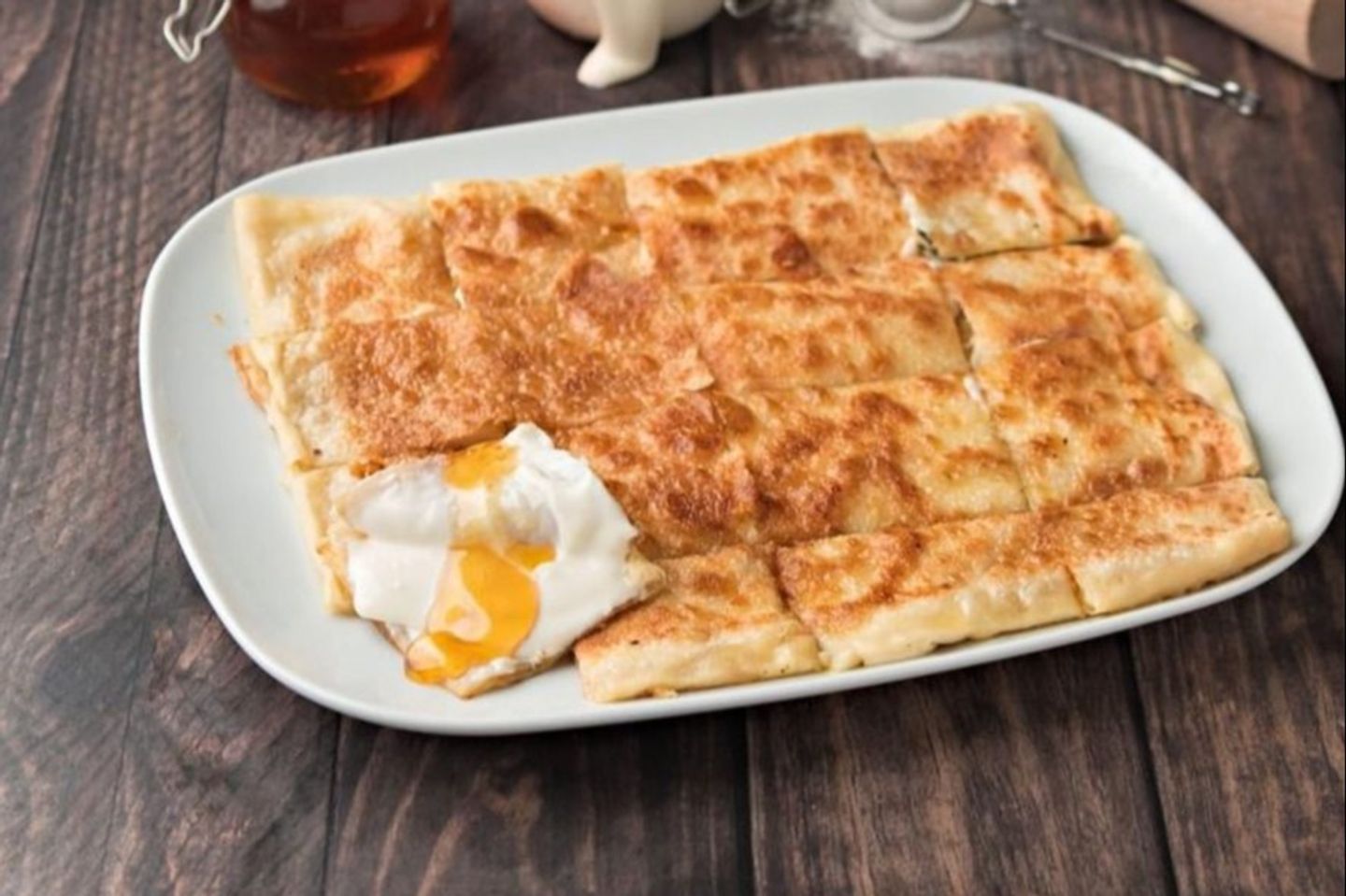 مطبق قشطة وعسل