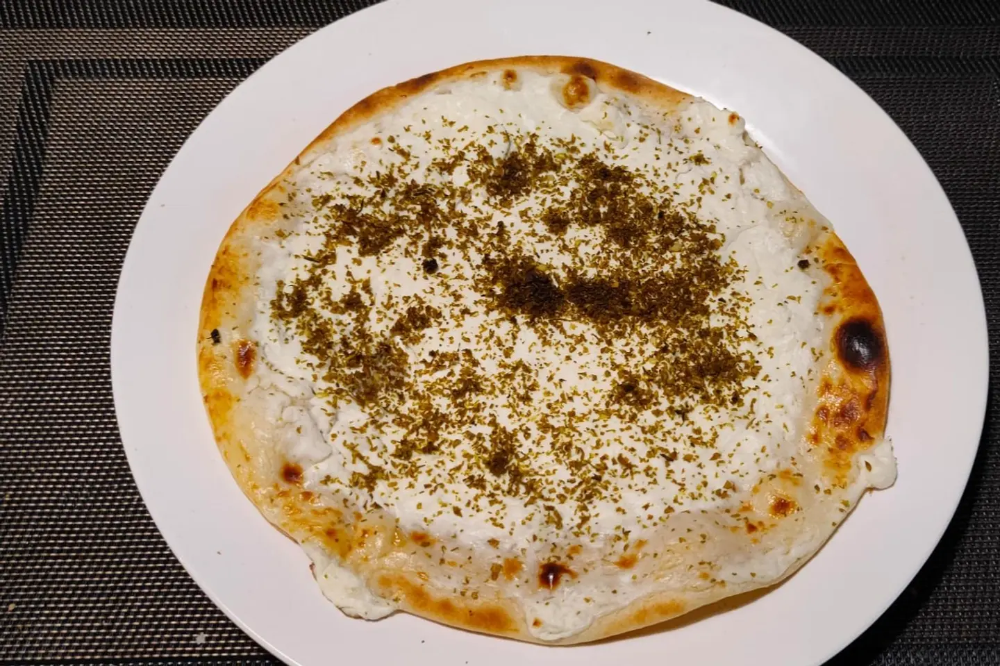 لبنه زعتر