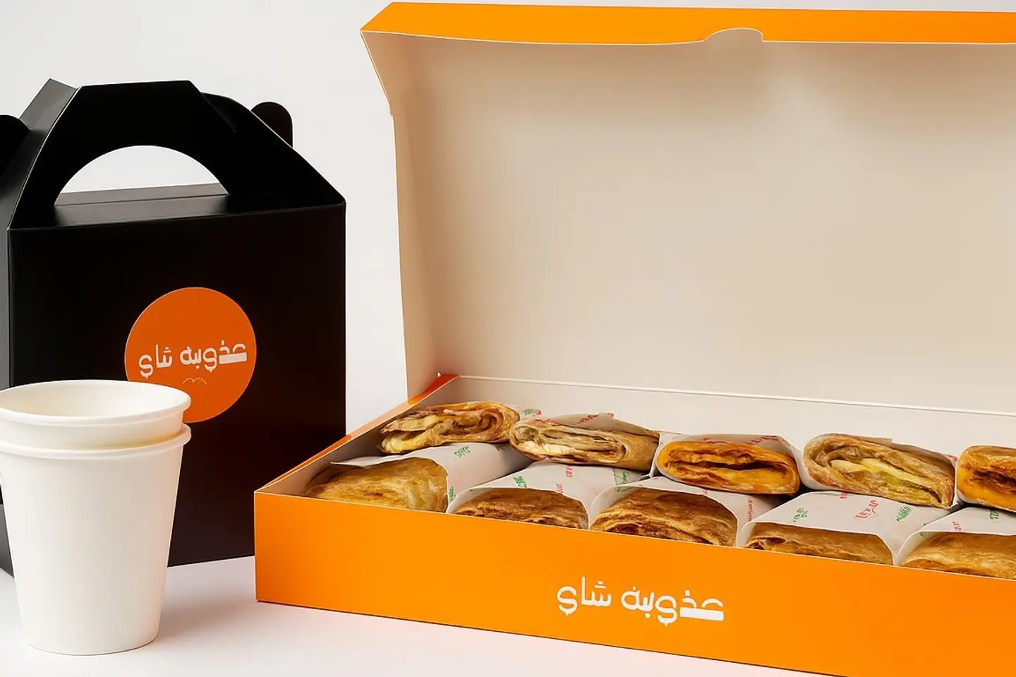 بوكس جباتي مع بوكس مشروب ساخن