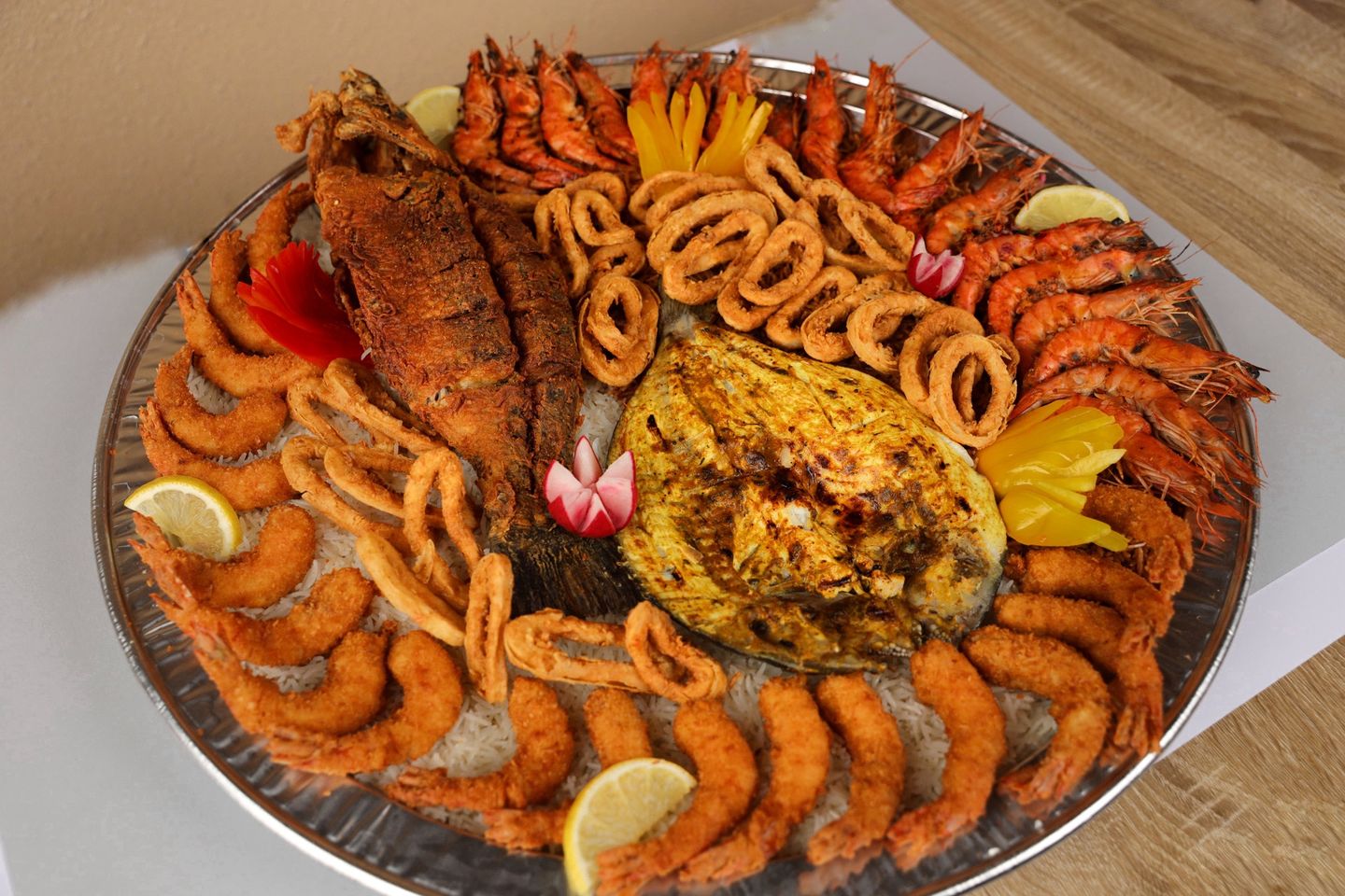 صينيه اسماك كبيره