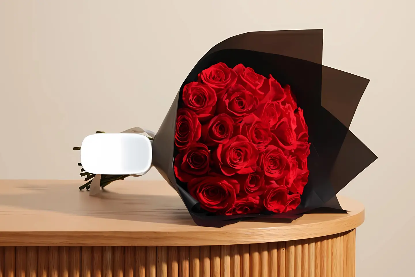 خمس وعشرون ورده حمراء جوري