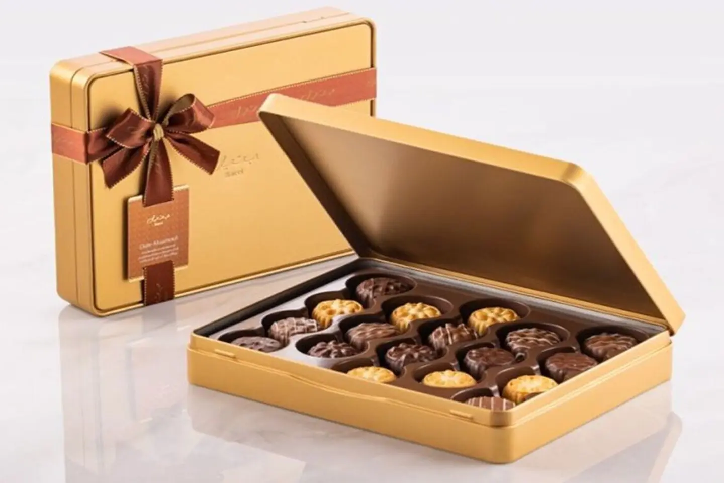 Assorted Tin Can Mahmoul Small