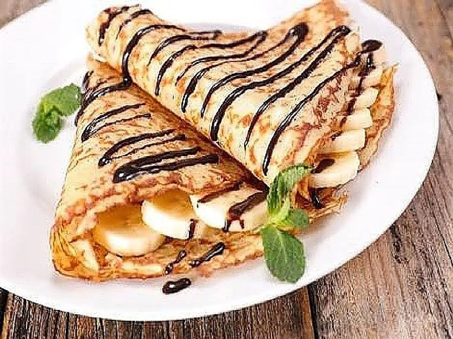 Nutella & Banana Crepe