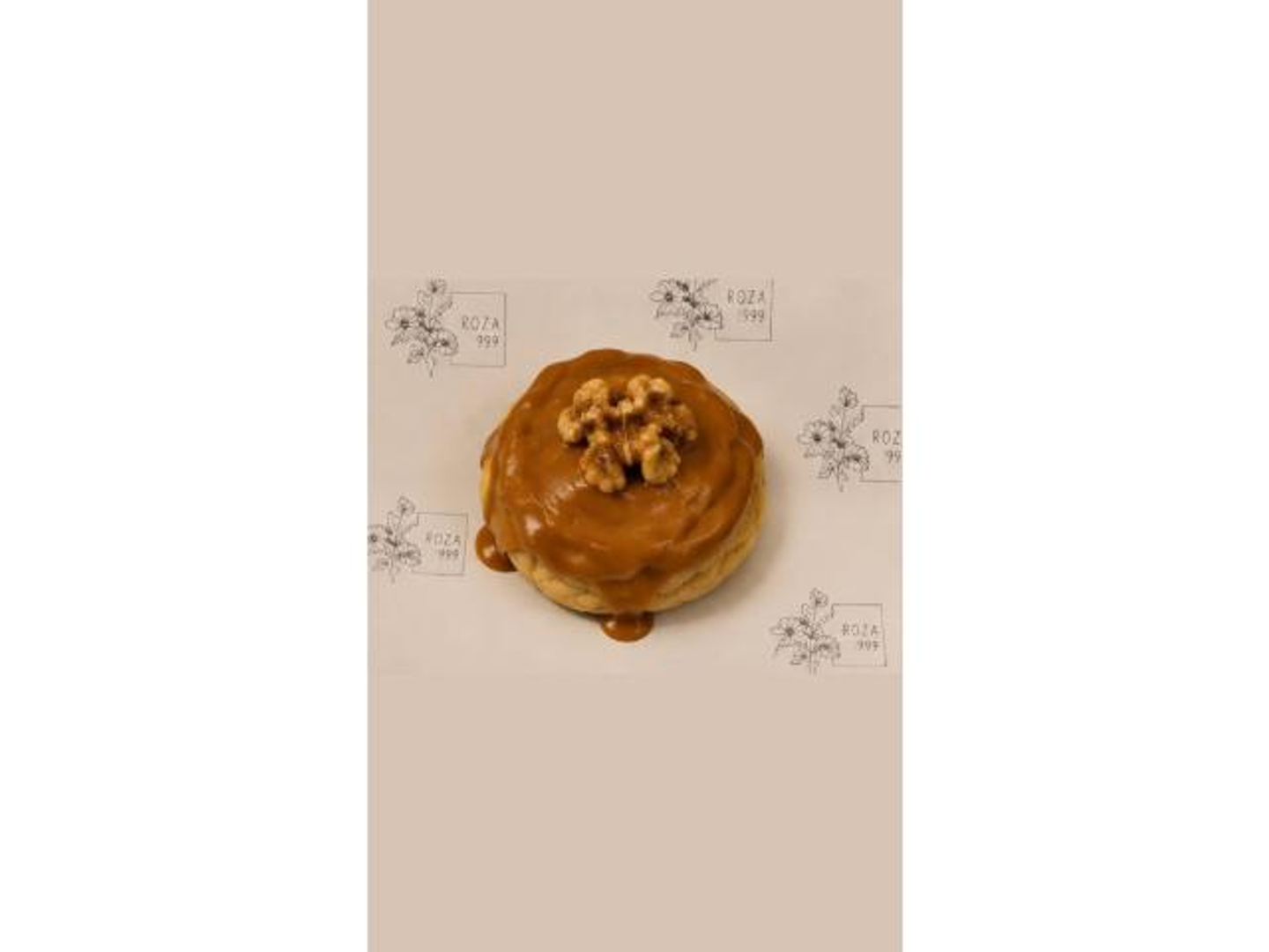 Cookie Filled With Belgian Chocolate And Salted Caramel Sauce