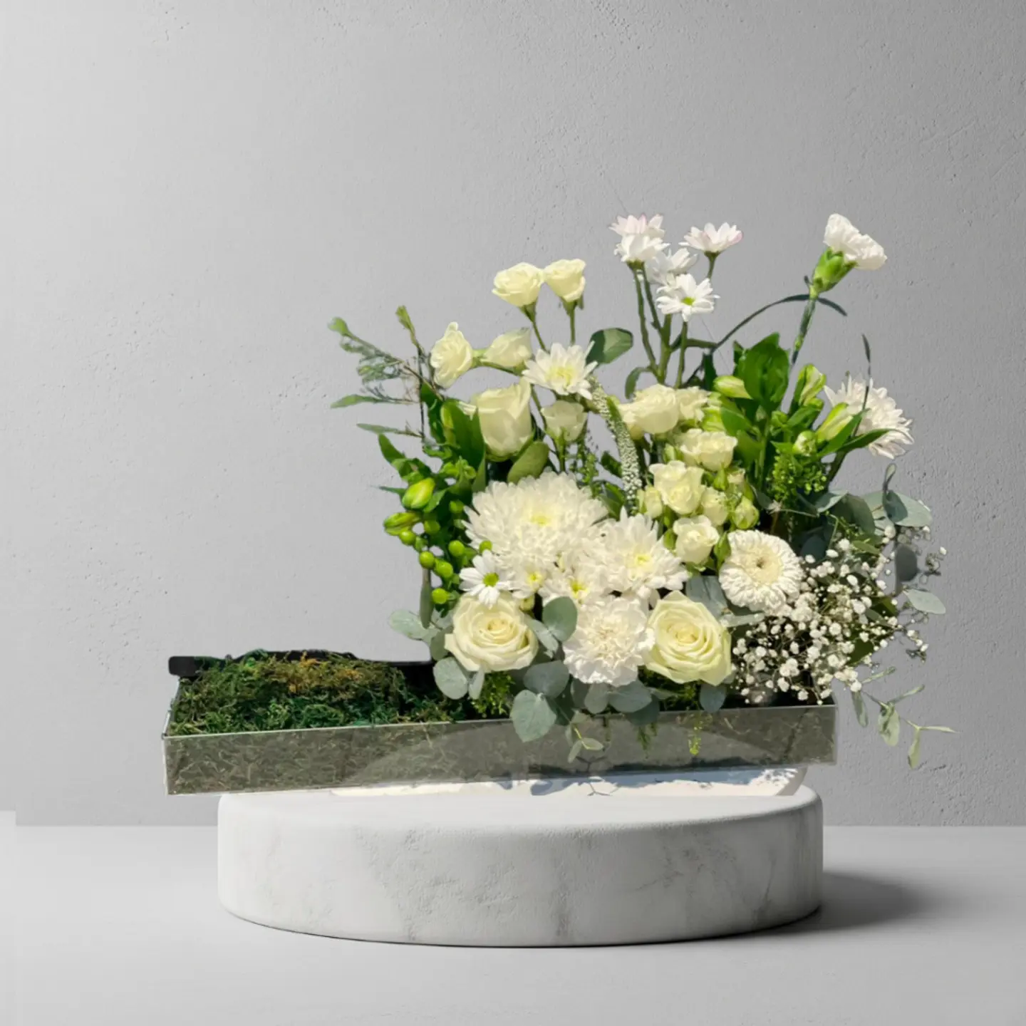 قاعدة الأبيض المبهج