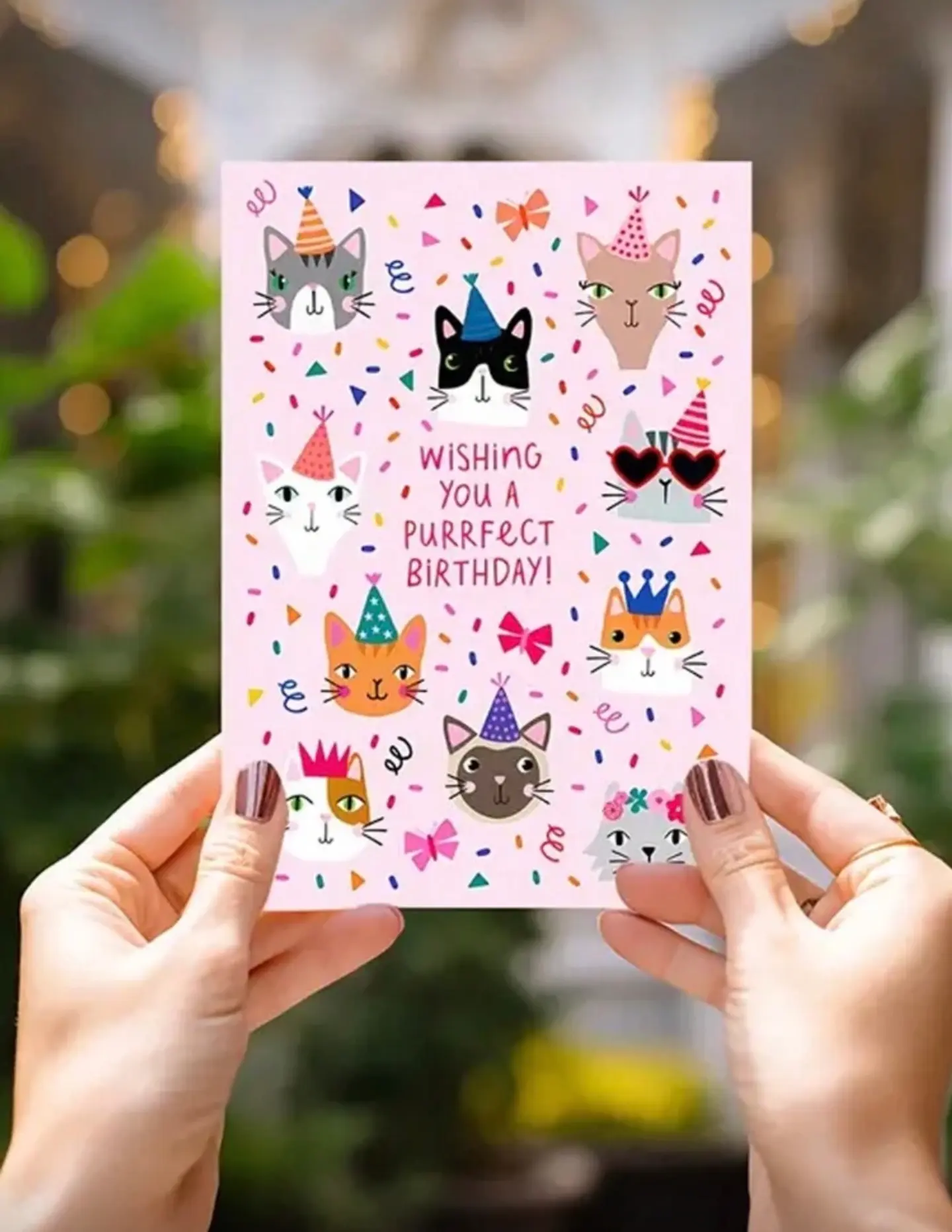 كرت الميلاد بشكل قط لطيف