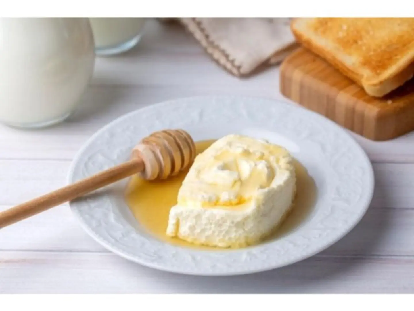 Cheese With Honey