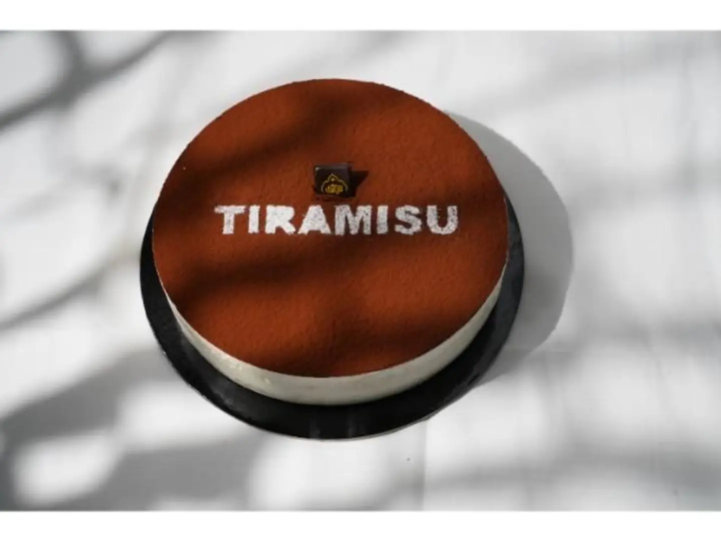 Tiramisu Cake