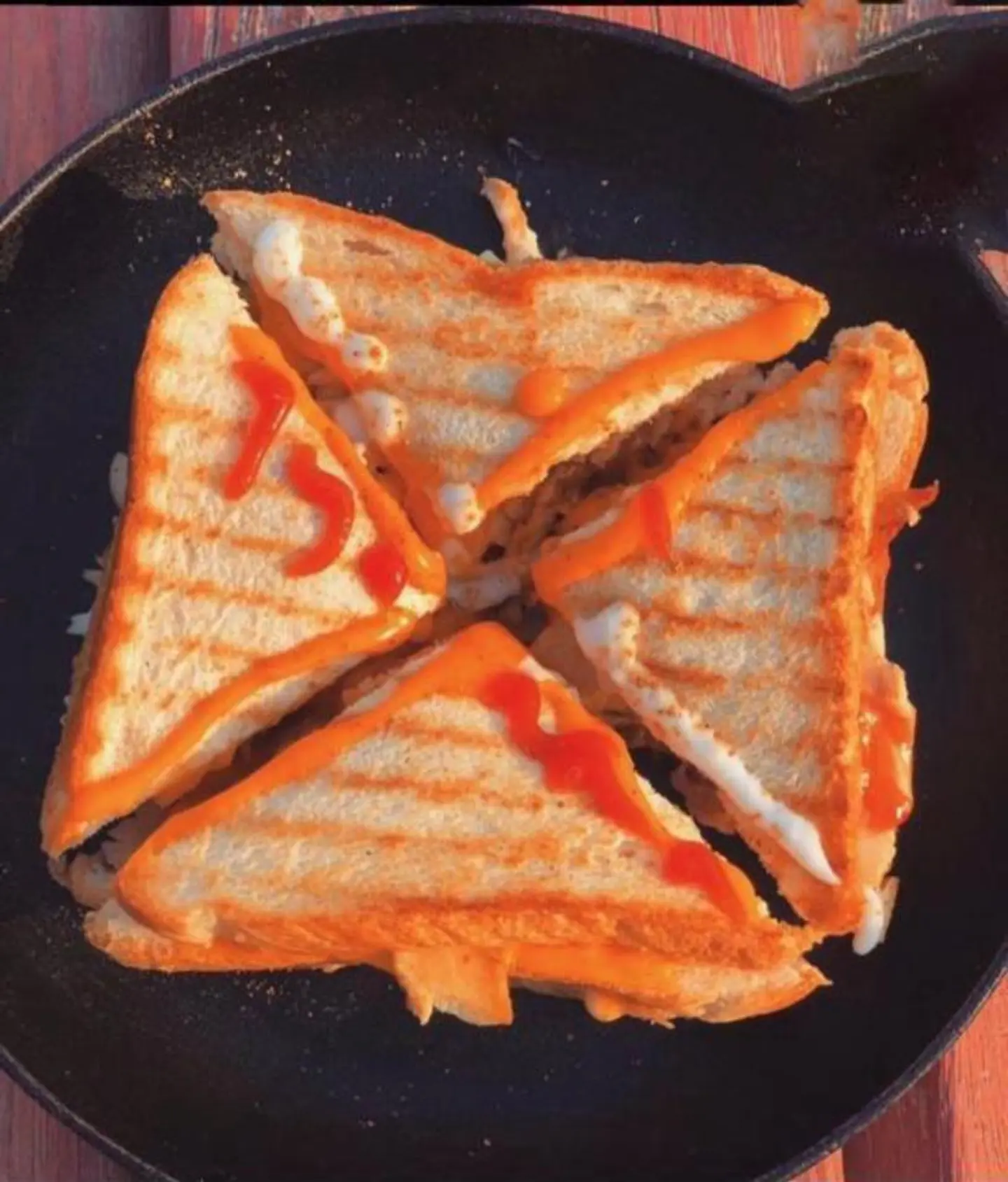 ساندويتش شاورما كلوب