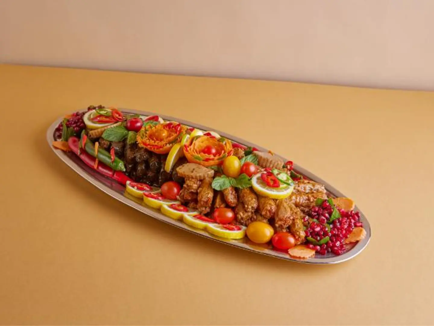 Medium Muskhan And Stuffed Grape Leaves Mix