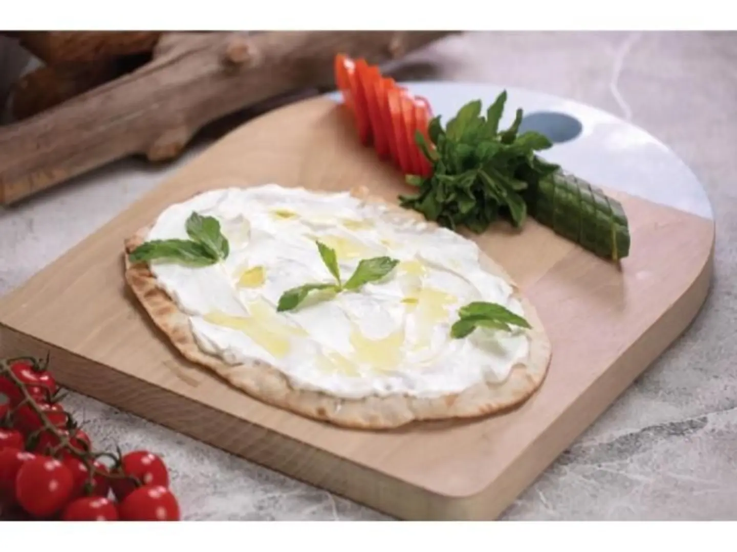 Labneh Thyme Manakish