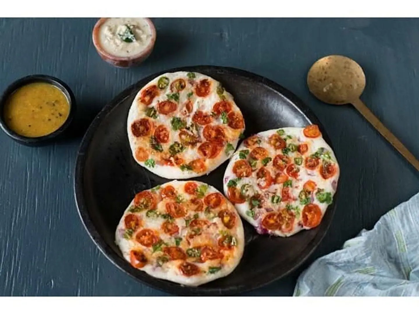 Tomato & Onion Uthappam