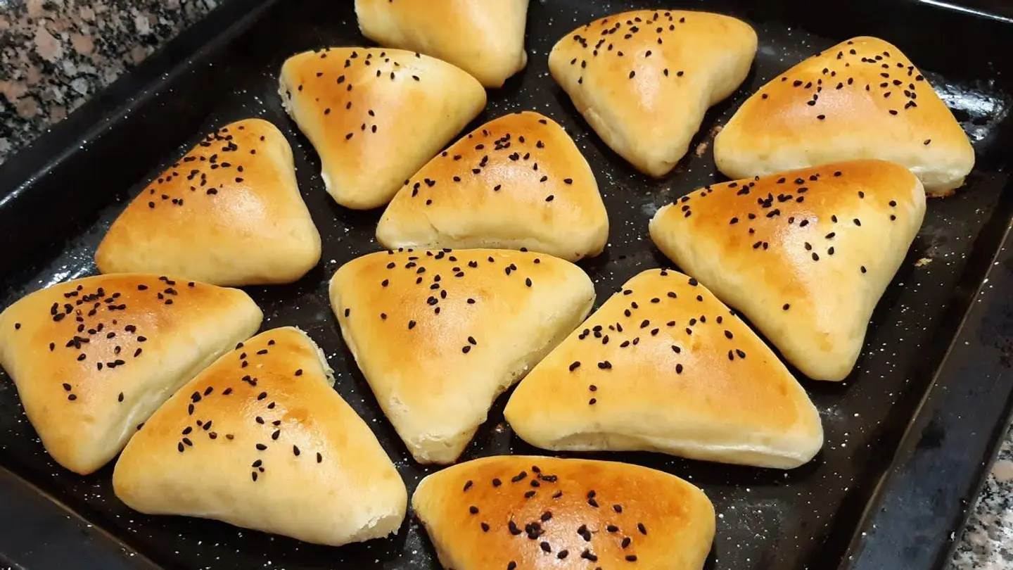 فطيرة جبن حلوم