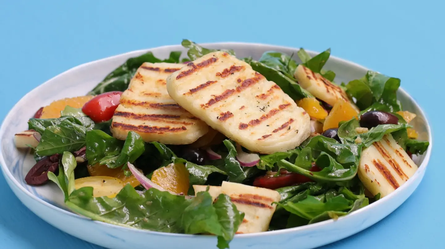 Keto Halloumi Salad