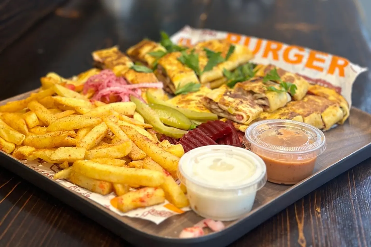 بوكس اوتار مشكل لثلاث اشخاص