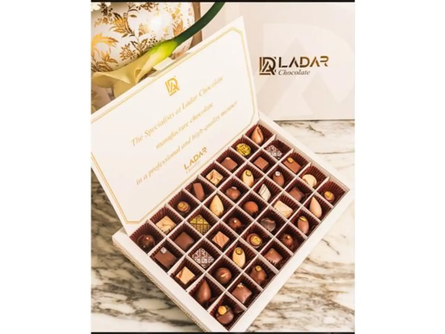 Large Chocolate Box 40 Pieces