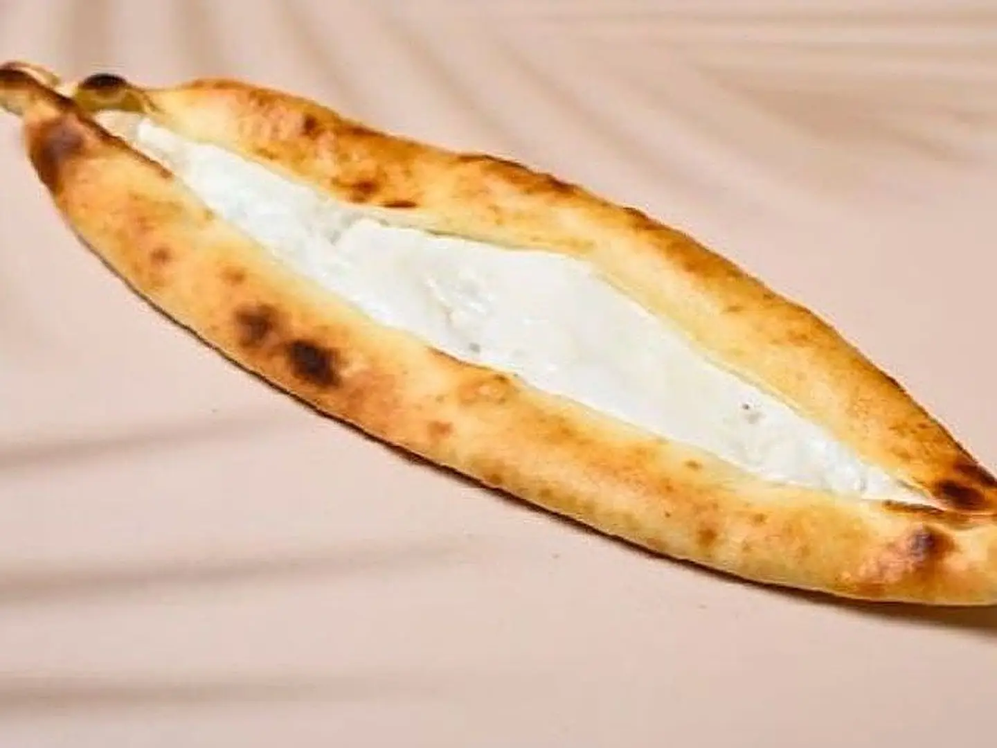 لبنة عسل