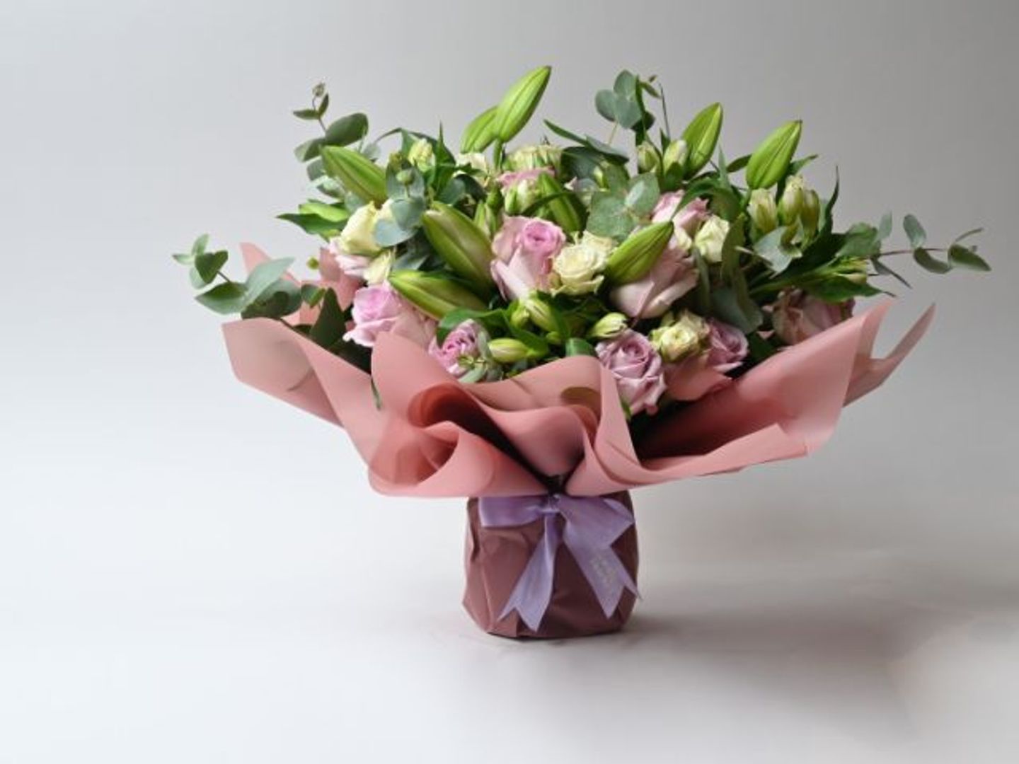 Radiant Roses Harmony