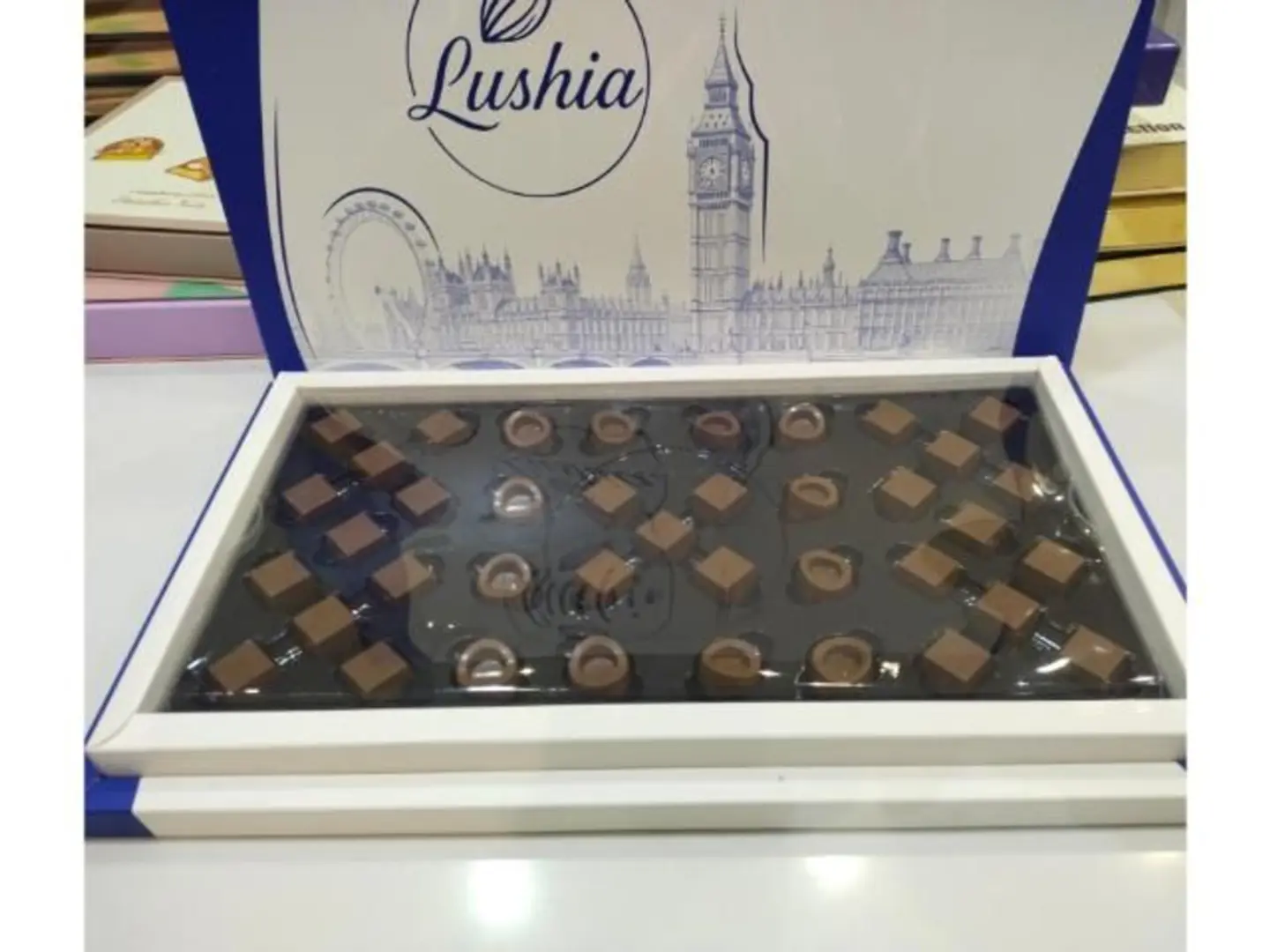 Lushi White Chocolate Box (Three Flavors)