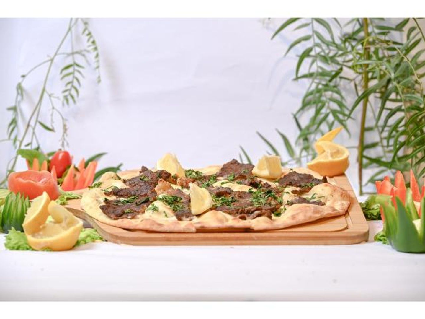 منقوشة شرايح اللحم البلدي