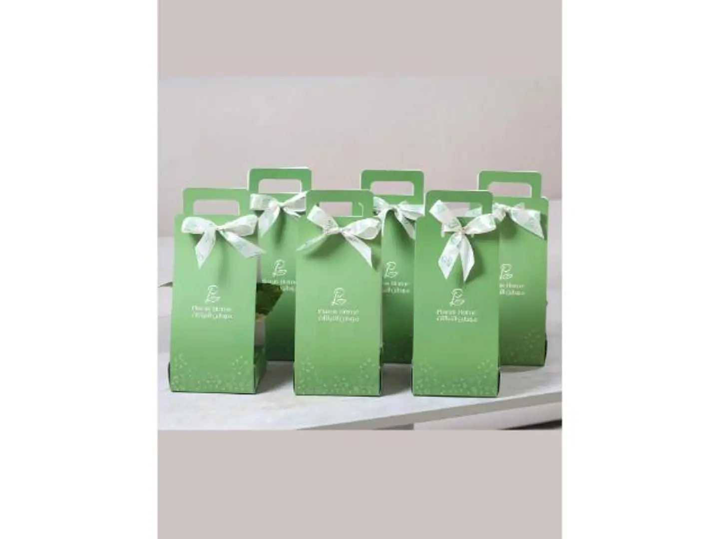 توزيعات مناسباتكم 6 هدايا البوتس