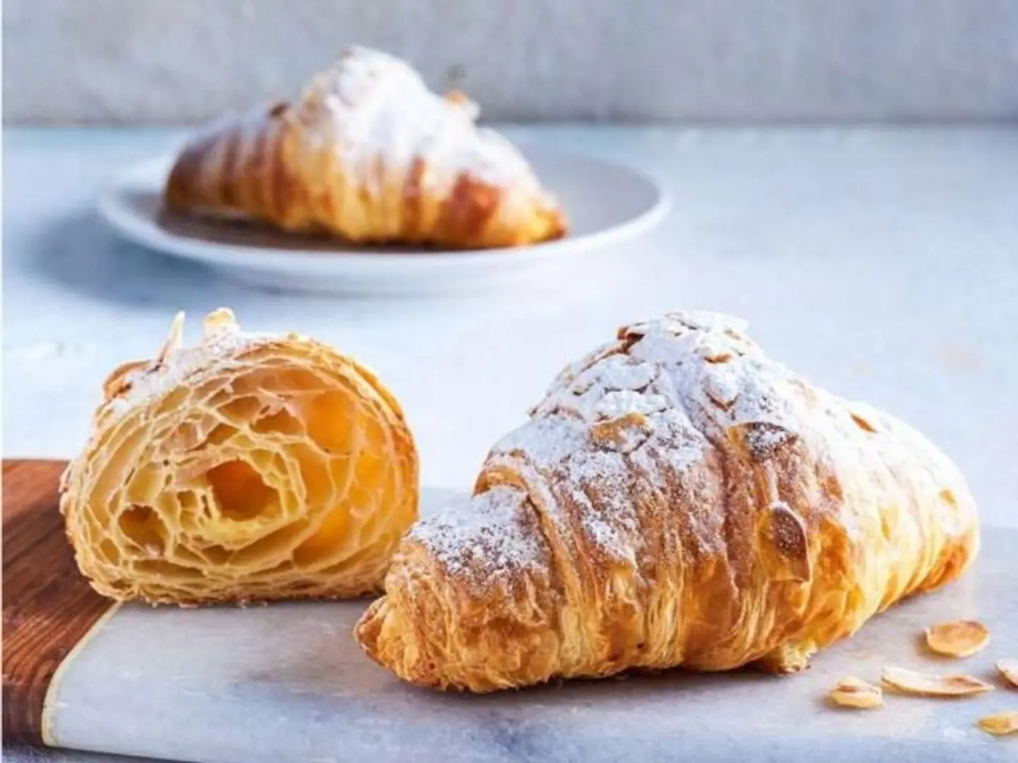 كرواسون لوز