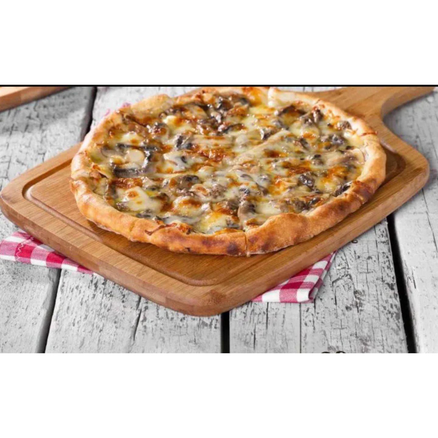Pizza With Chicken And Mushrooms