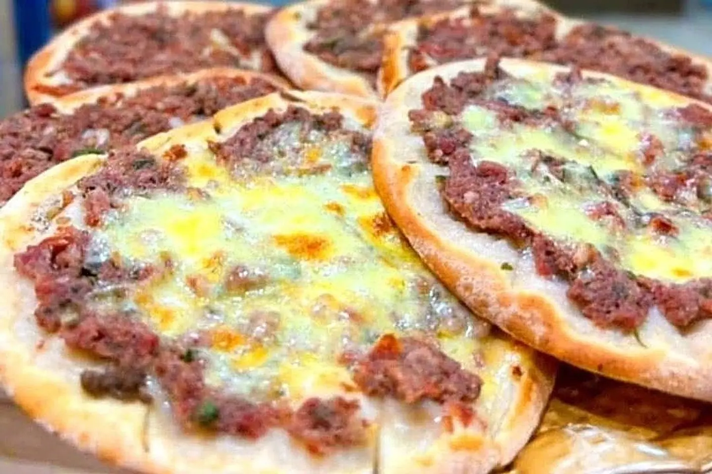 Manakish Pie Bok