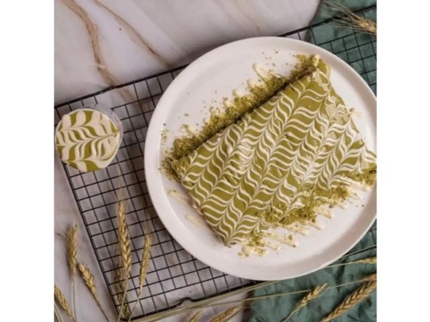 Pistachio Crepe