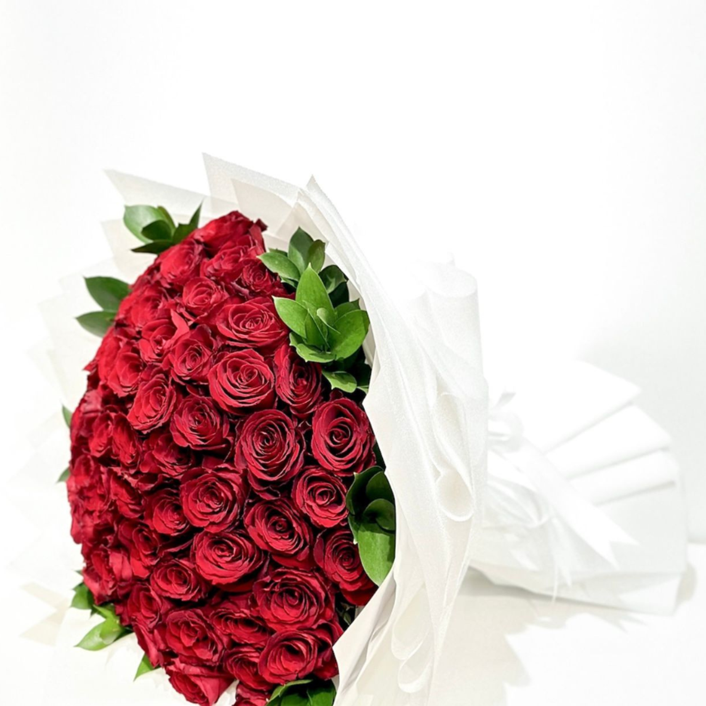 Bouquet Of 100 Roses White