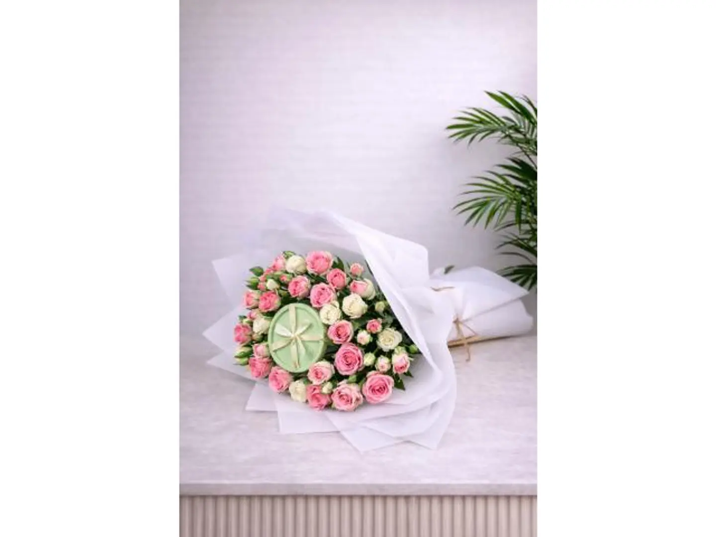 Rose With Anoush Chocolate 6