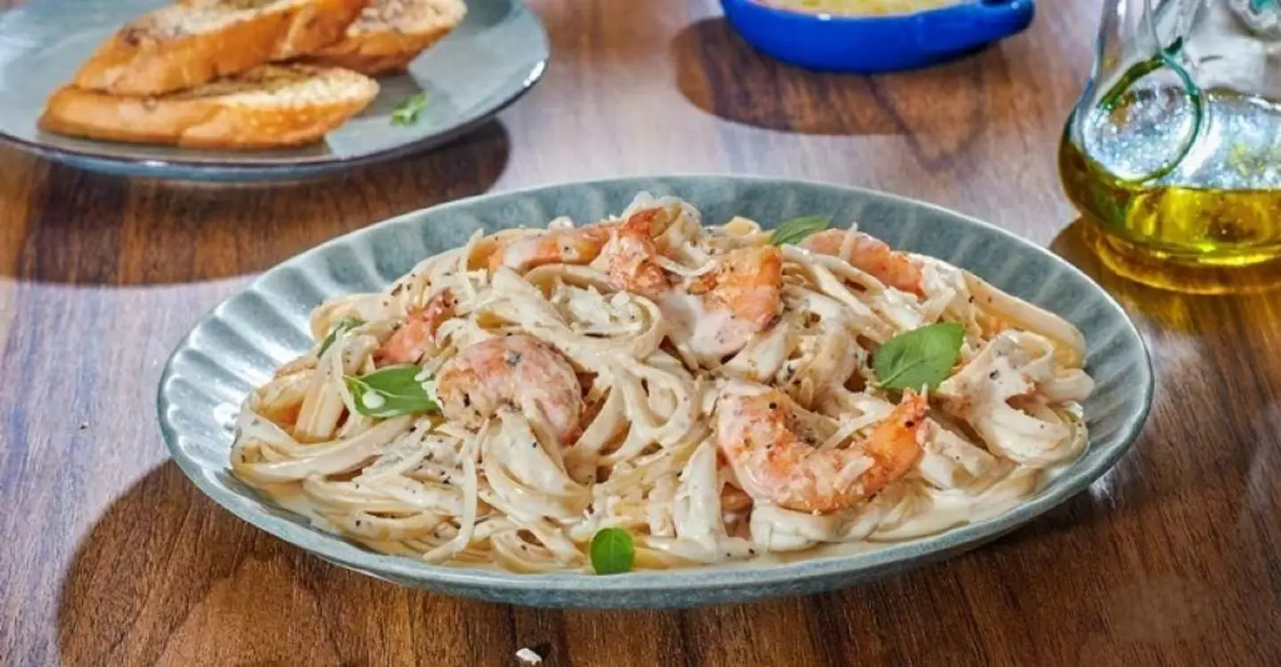 Shrimp Penne Alfredo