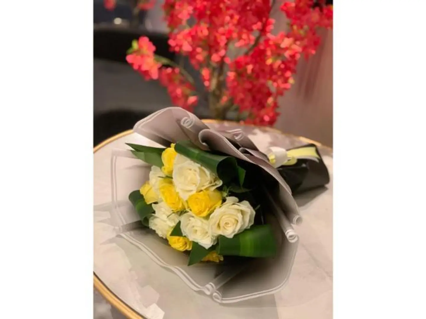 Yellow And White Rose Bouquet