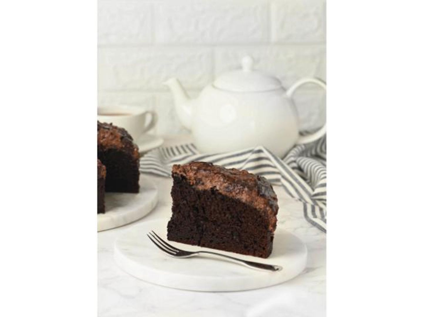 Crunchy Chocolate Cake