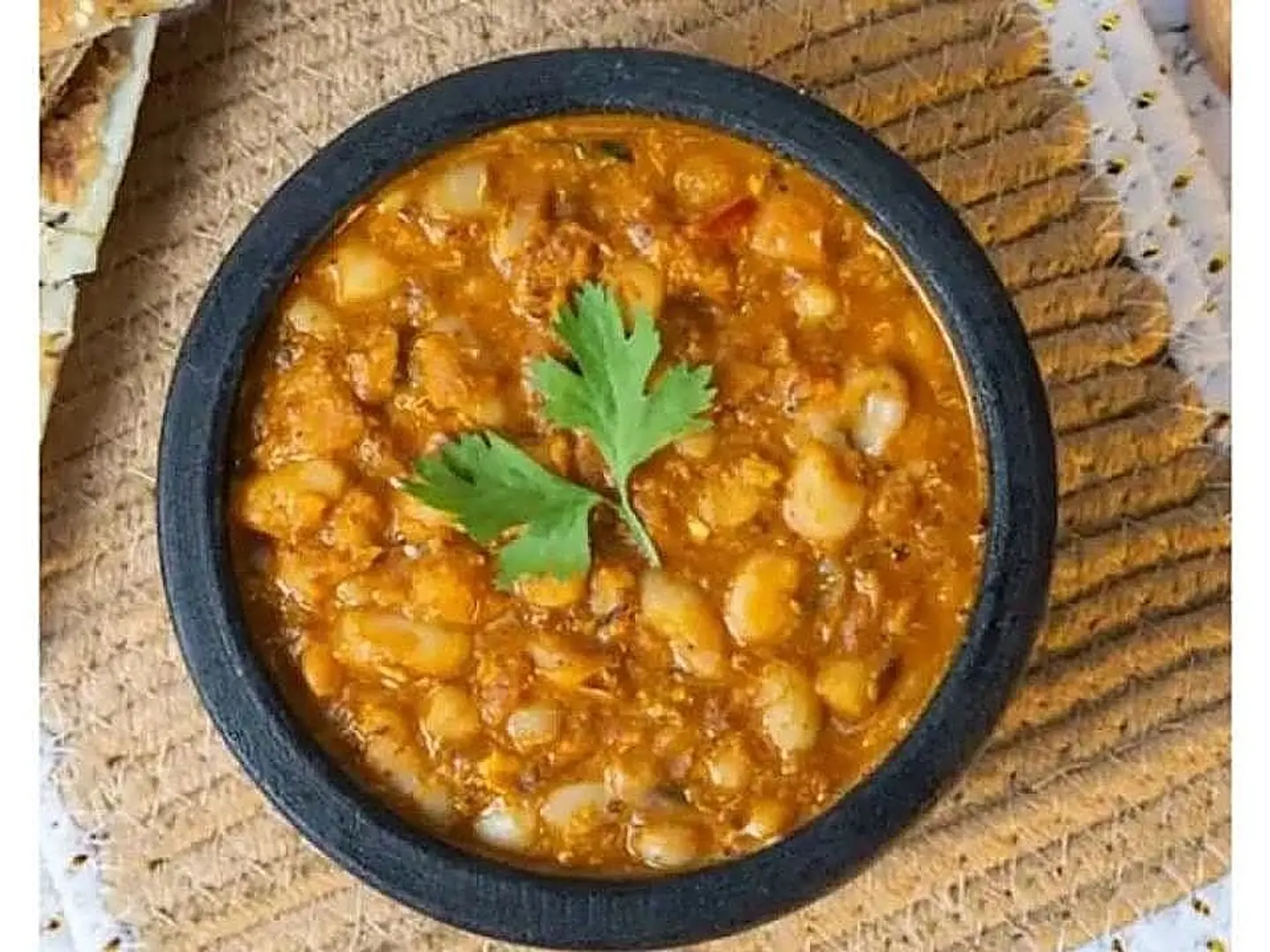 فاصوليا حمرا بالتونة