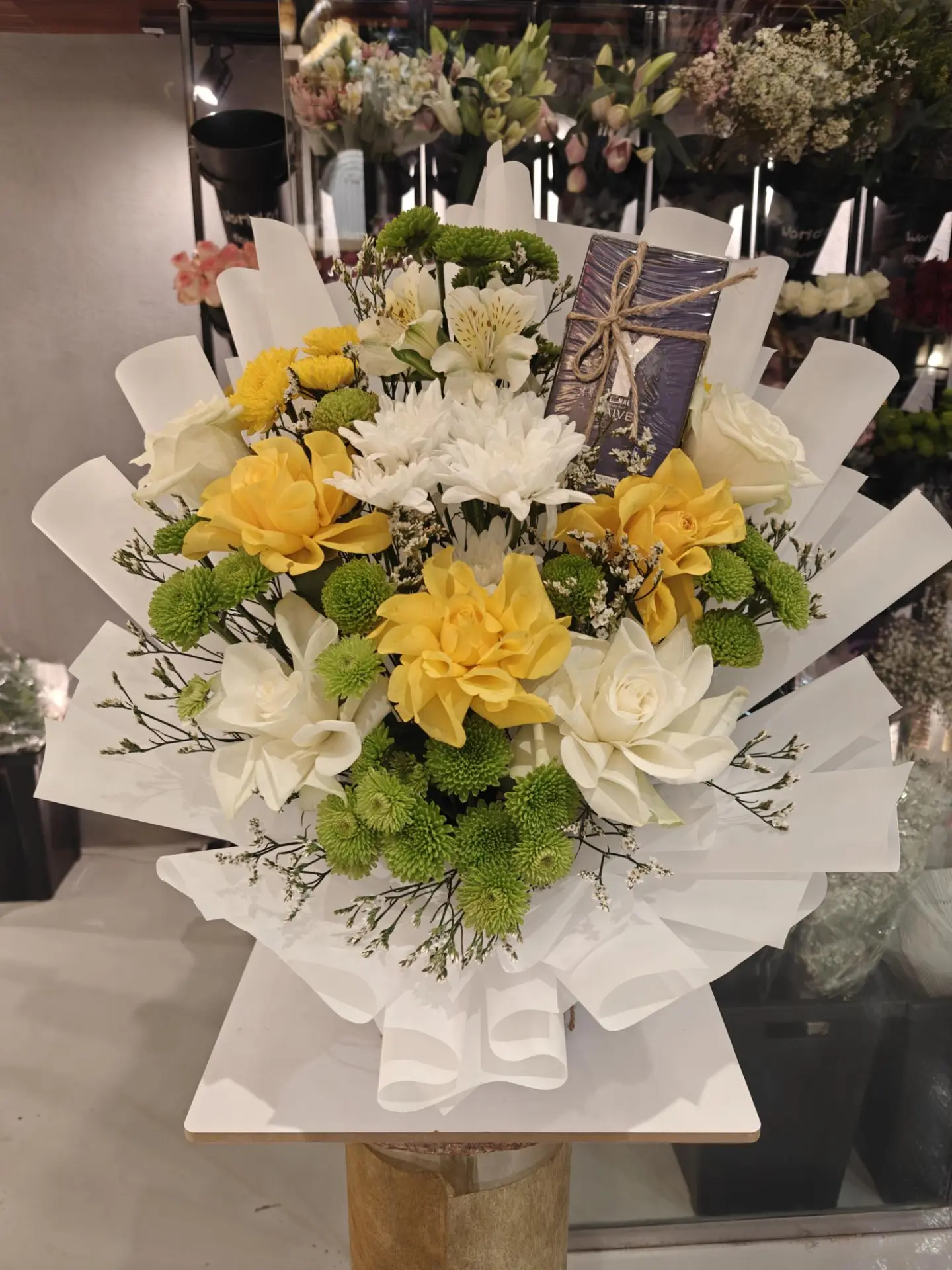 A Bouquet Of Natural Roses With A Men's Fragrance