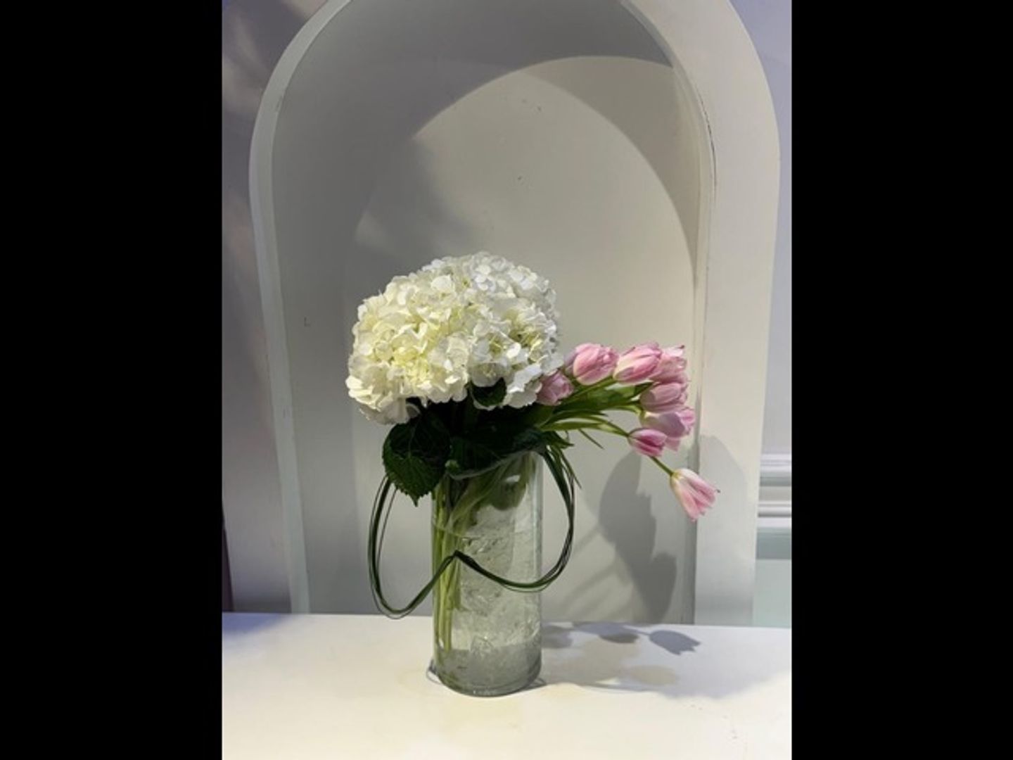 High End Vase 00821