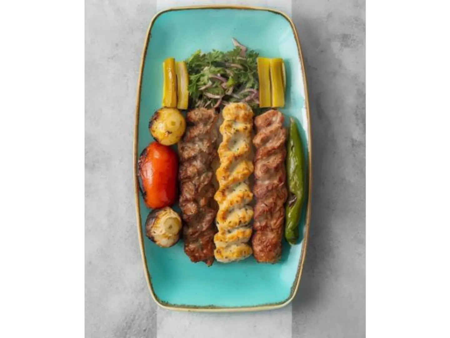 كباب مشكل كبير