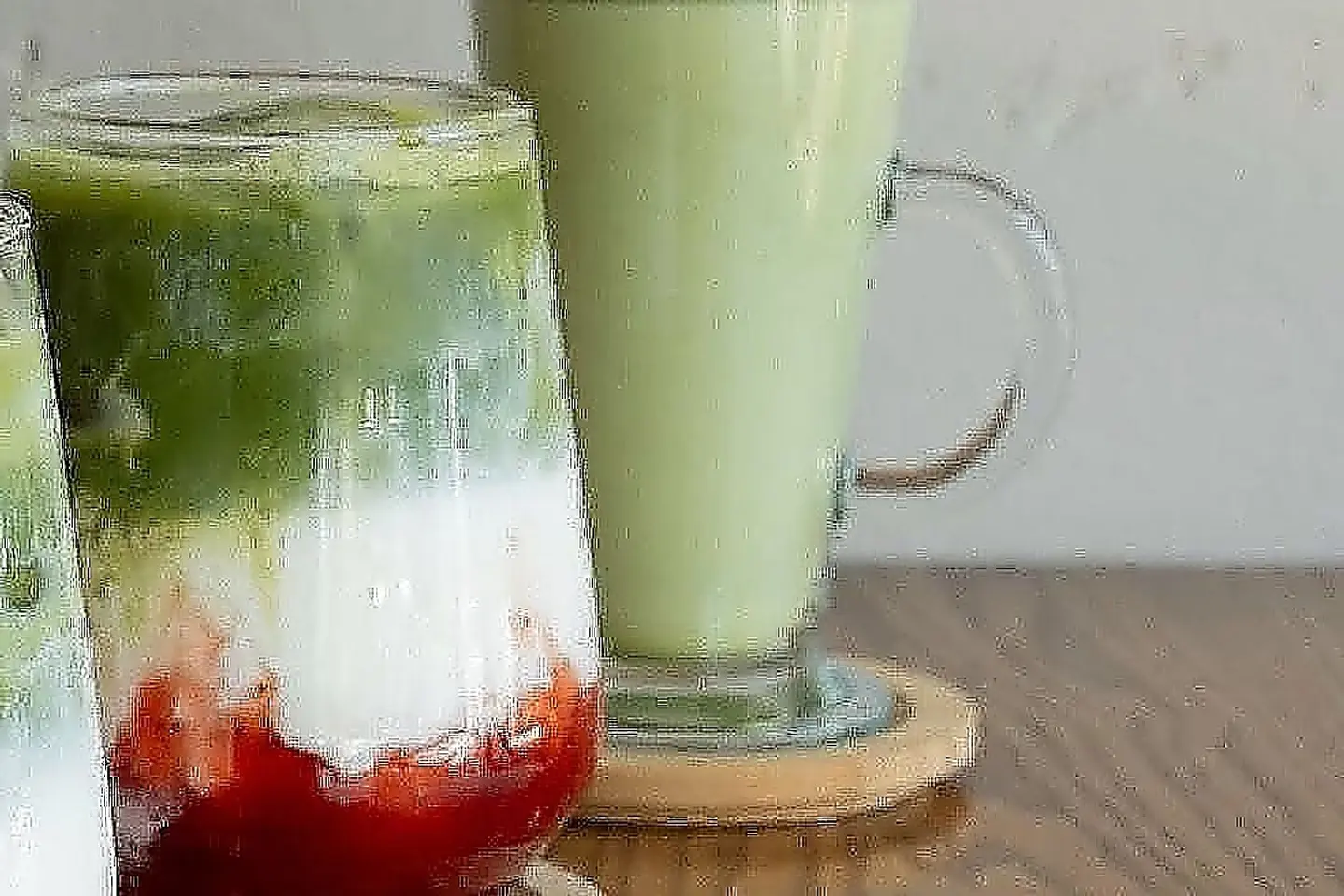 Iced Matcha Latte Strawberry