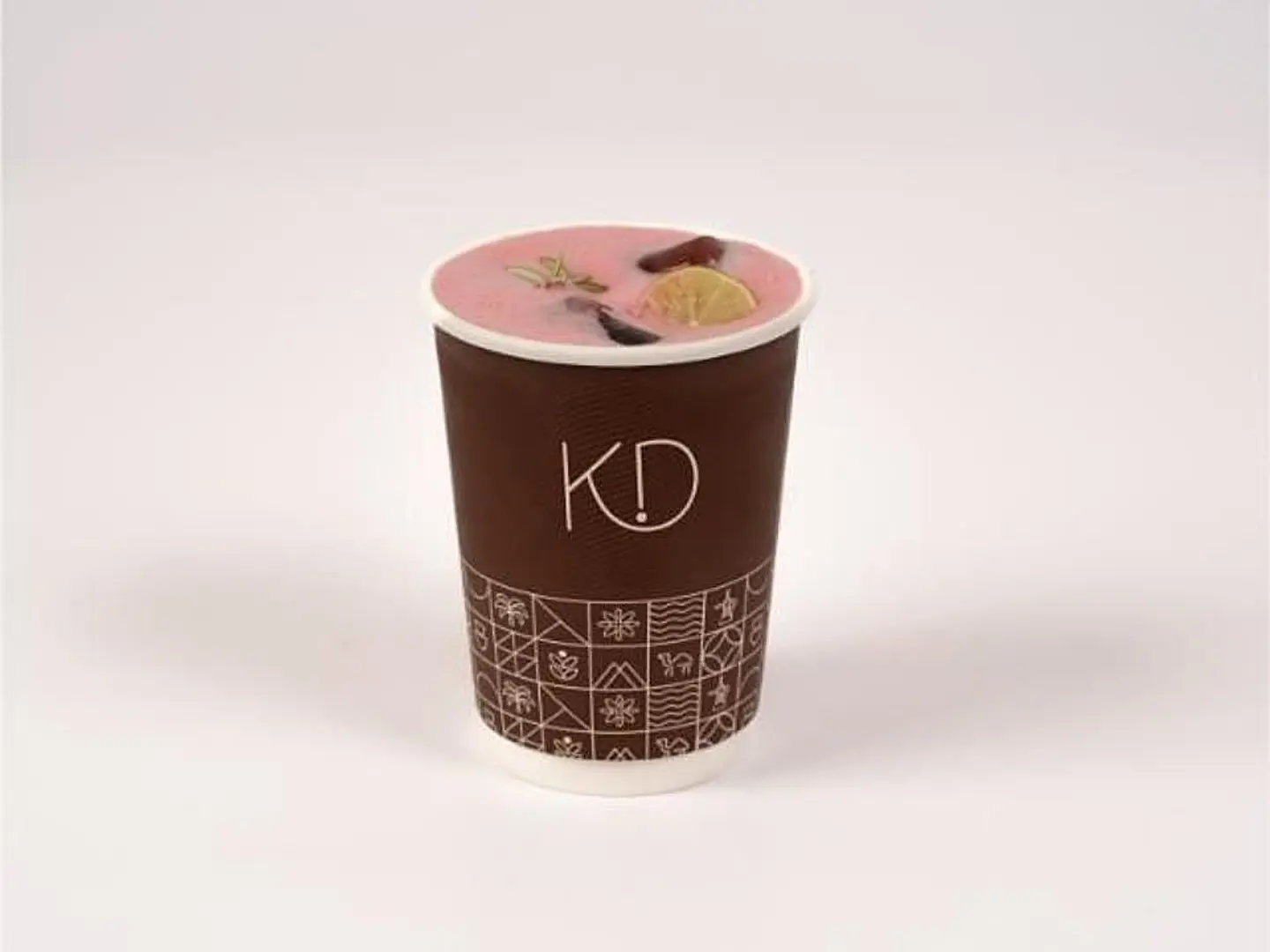 شاي مثلج بالكاركديه والرمان