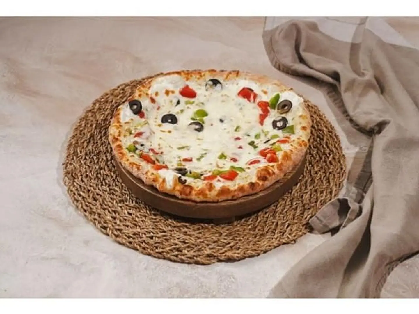 مناقيش لبنة بالخضار