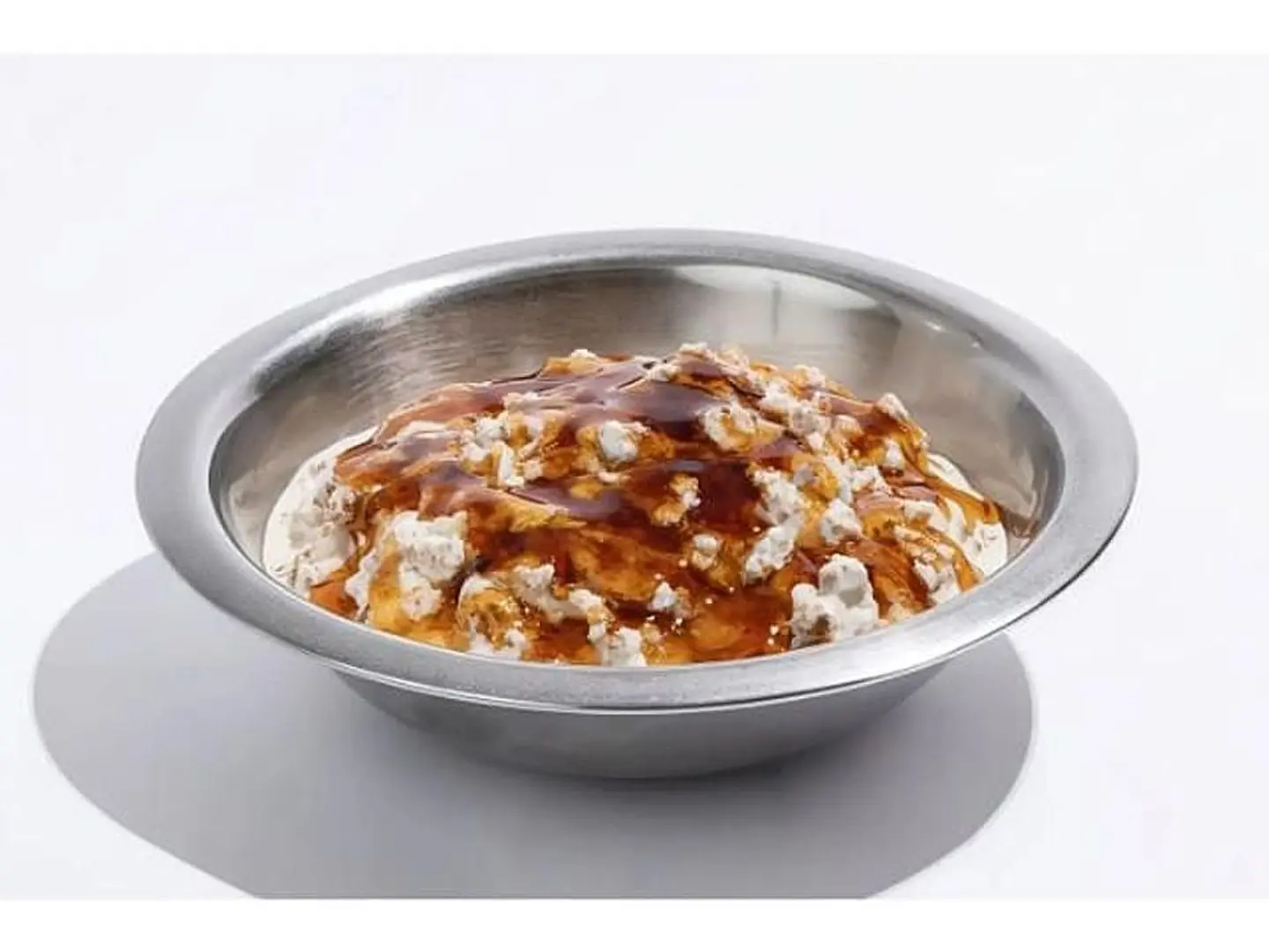 Cream Fatteh With Honey And Dates