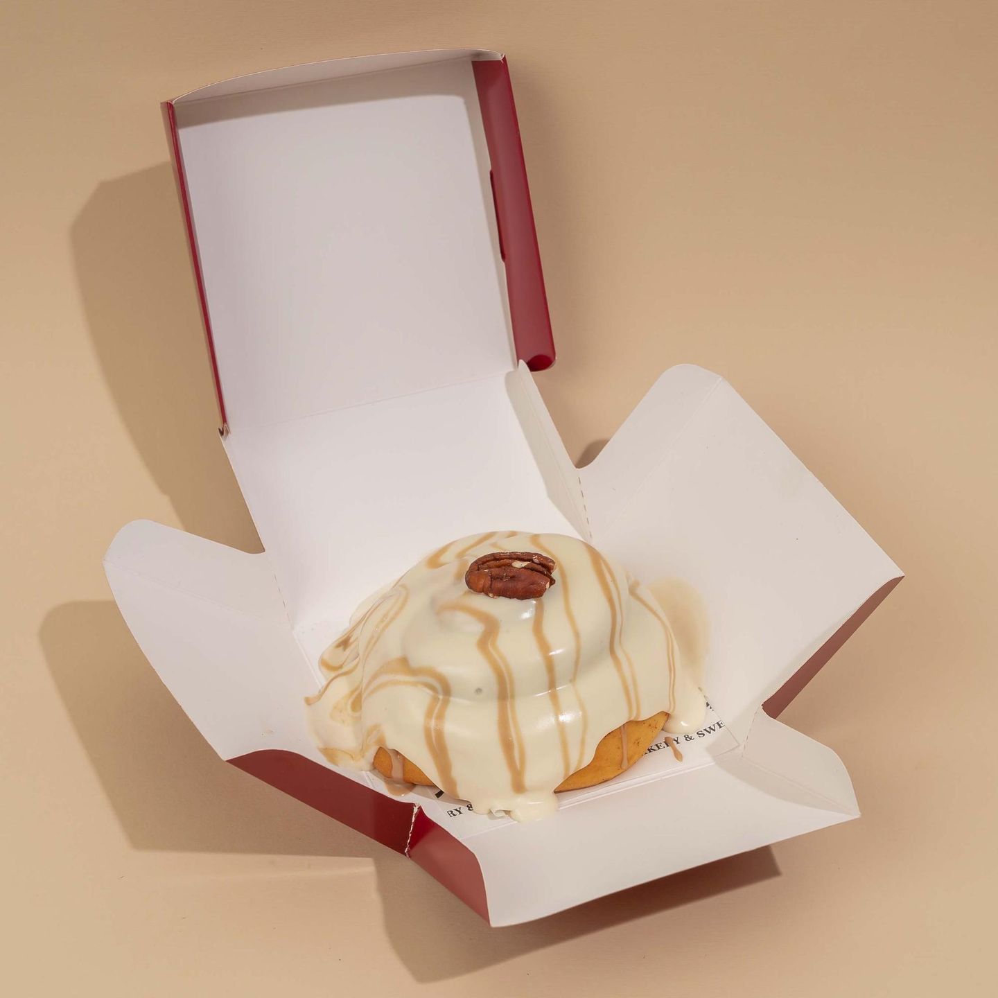 Large Cinnabon 1 Piece