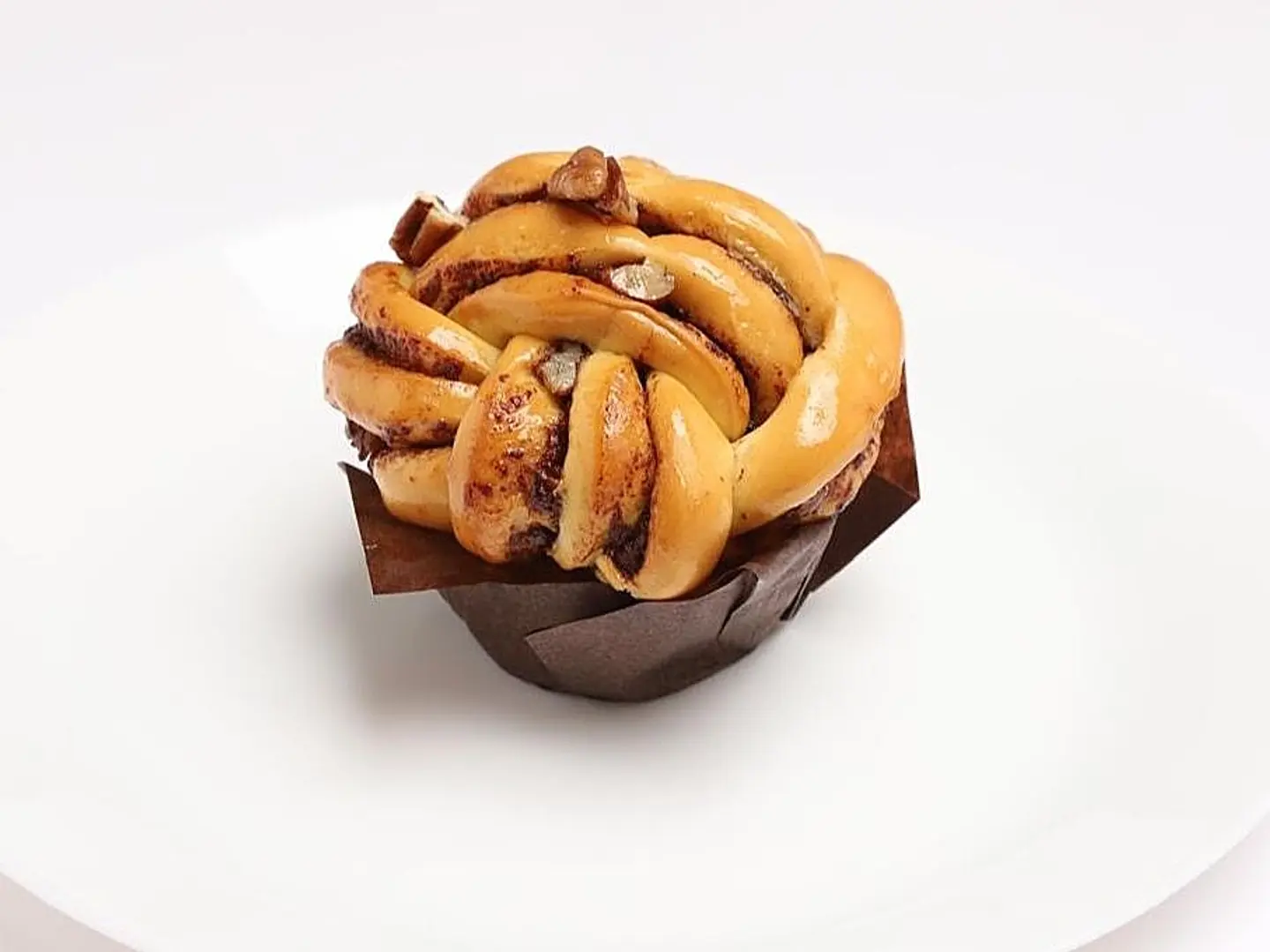 ببكا بيكان مع النوتيلا