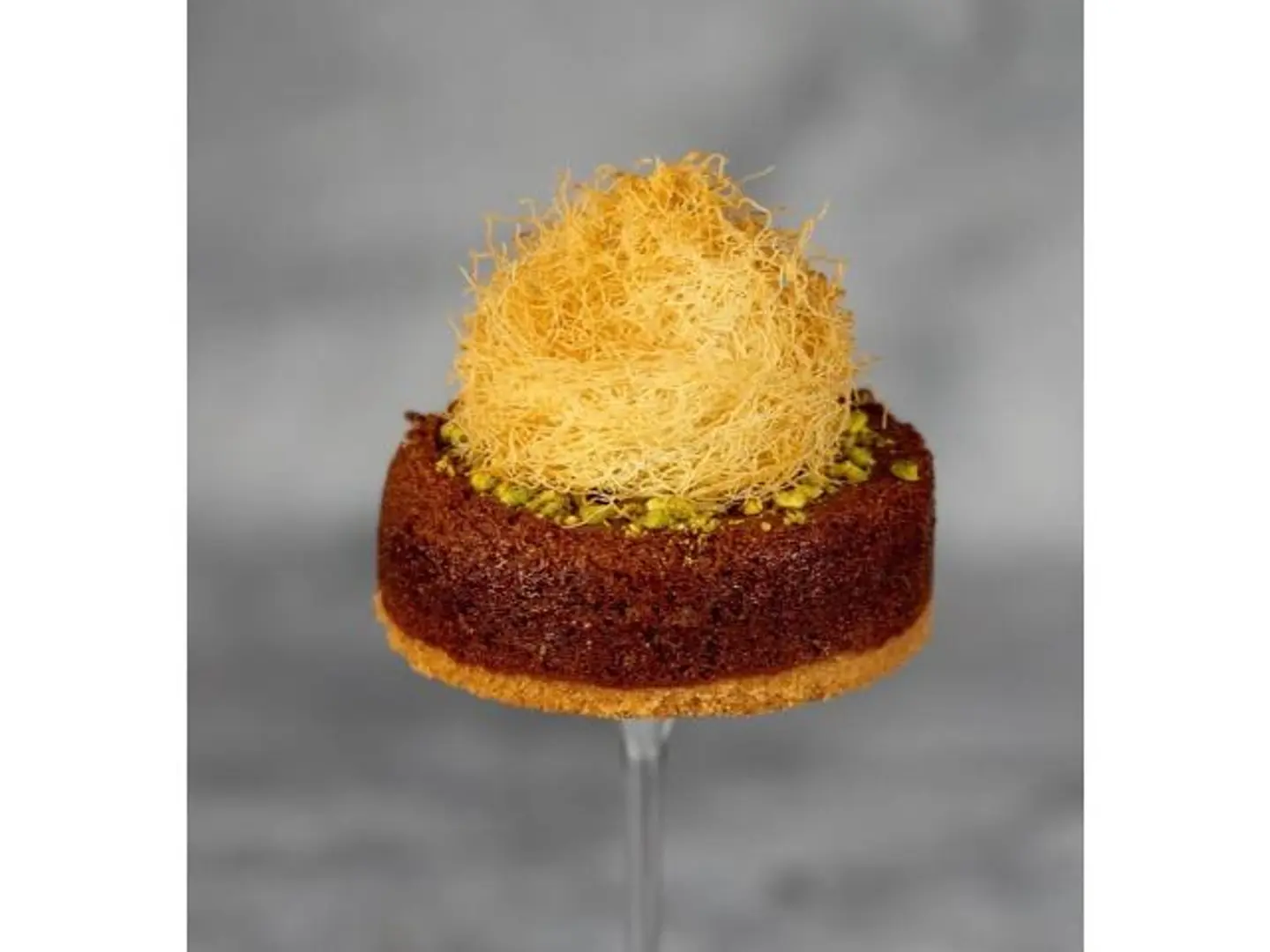 Small Crunchy Basbousa