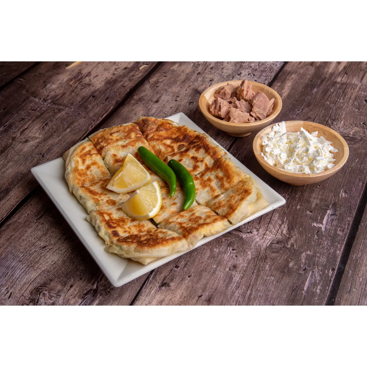 مطبق جبنة مع تونة