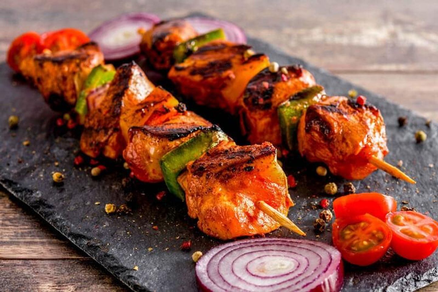 طاووق دجاج