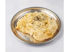 خبز رطب بالسمن والعسل